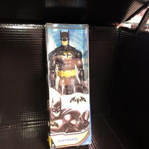BATMAN.. 11" HIGHLY POSABLE ACTION FIGURE.by MATTEL..SEALED PACKAGE